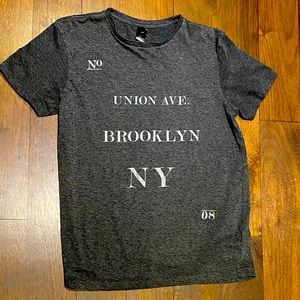 Urban Heritage Brooklyn New York (NC) Grey t-shirt